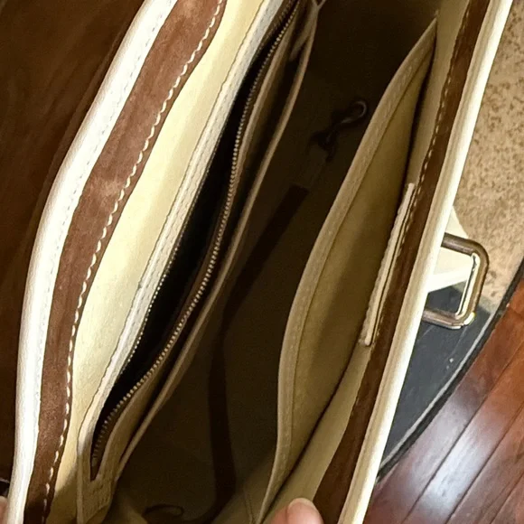 NWT DOONEY & BOURKE Florentine
Toscana Saddle Bag BONE Leather Purse Full Flap - Picture 3 of 7